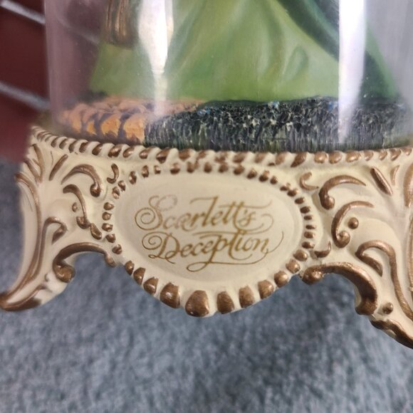 Vintage Gone With The Wind Scarlett’s Deception Glass Dome Figurine Collectible - Picture 8 of 8